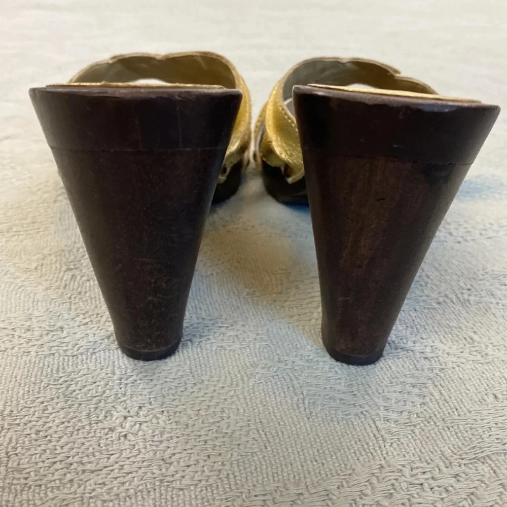 Vintage Bronx Wooden Heels - Picture 7 of 12